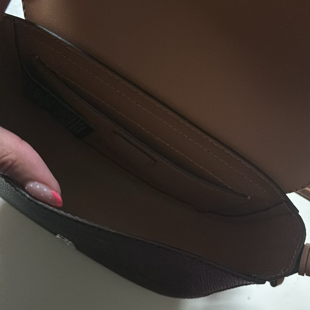 Ralph Lauren crossbody purse - Picture 4 of 11